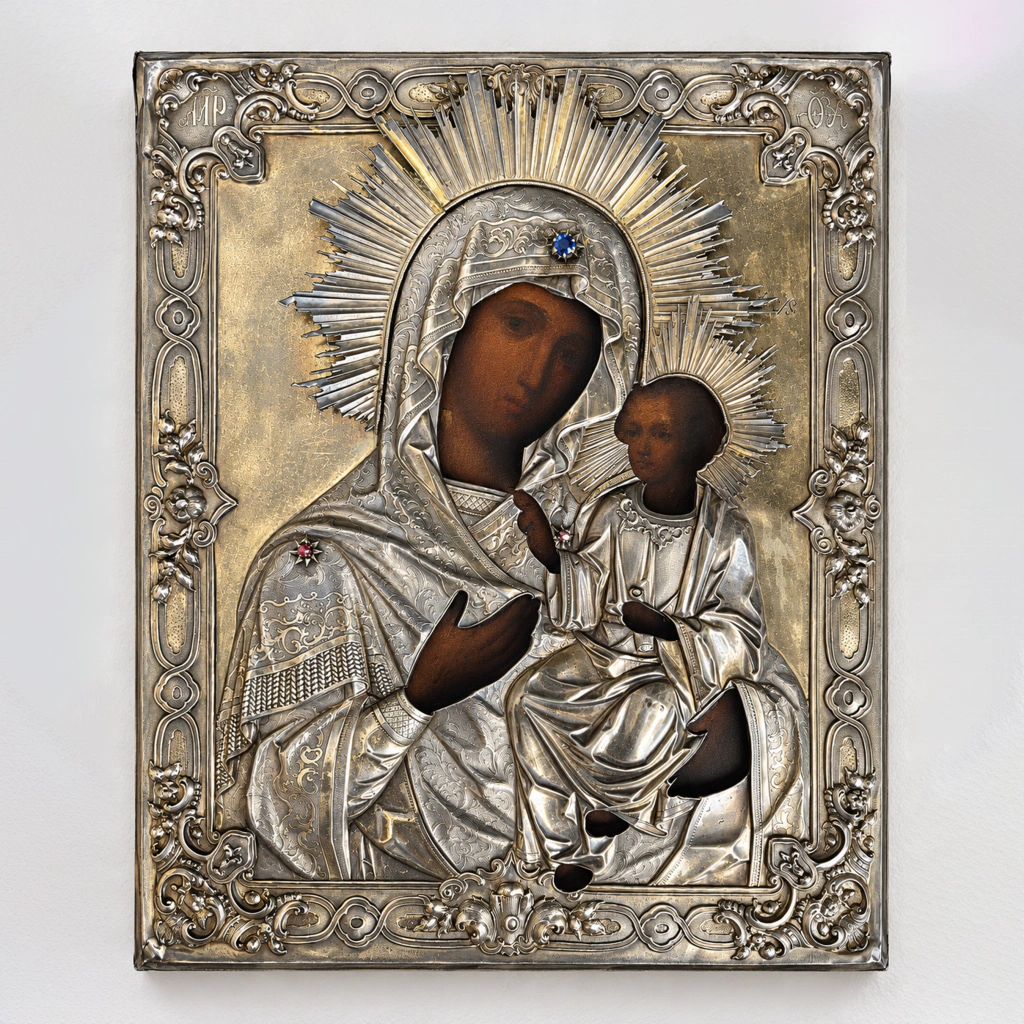 Ícono ortodoxo ruso con oklad de plata y piedras preciosas I